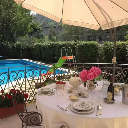 アパート Mariella