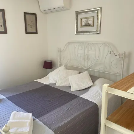 Mariella Apartment *